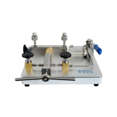 Destilleerd water werkmedium Hoogdruk Hydraulische drukkalibratiepomp met 1400 bar