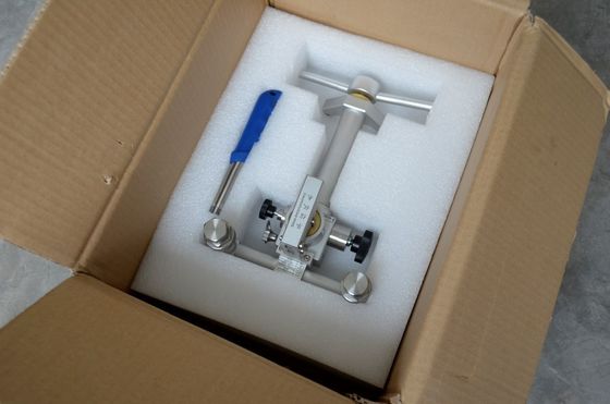 Professionele L286*W198*H140 mm HS703 Lab Machine Pneumatische drukmeter kalibrator