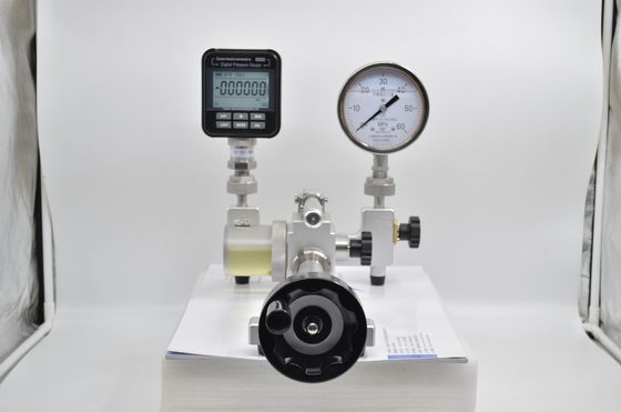 5 kg HS705 Hydraulische drukvergelijkingspomp met drukbereik 0-700 bar